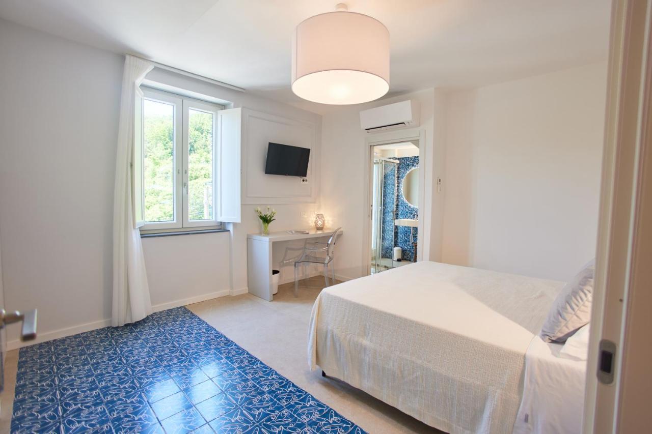 Bed and Breakfast Blue Boutique Виетри Экстерьер фото